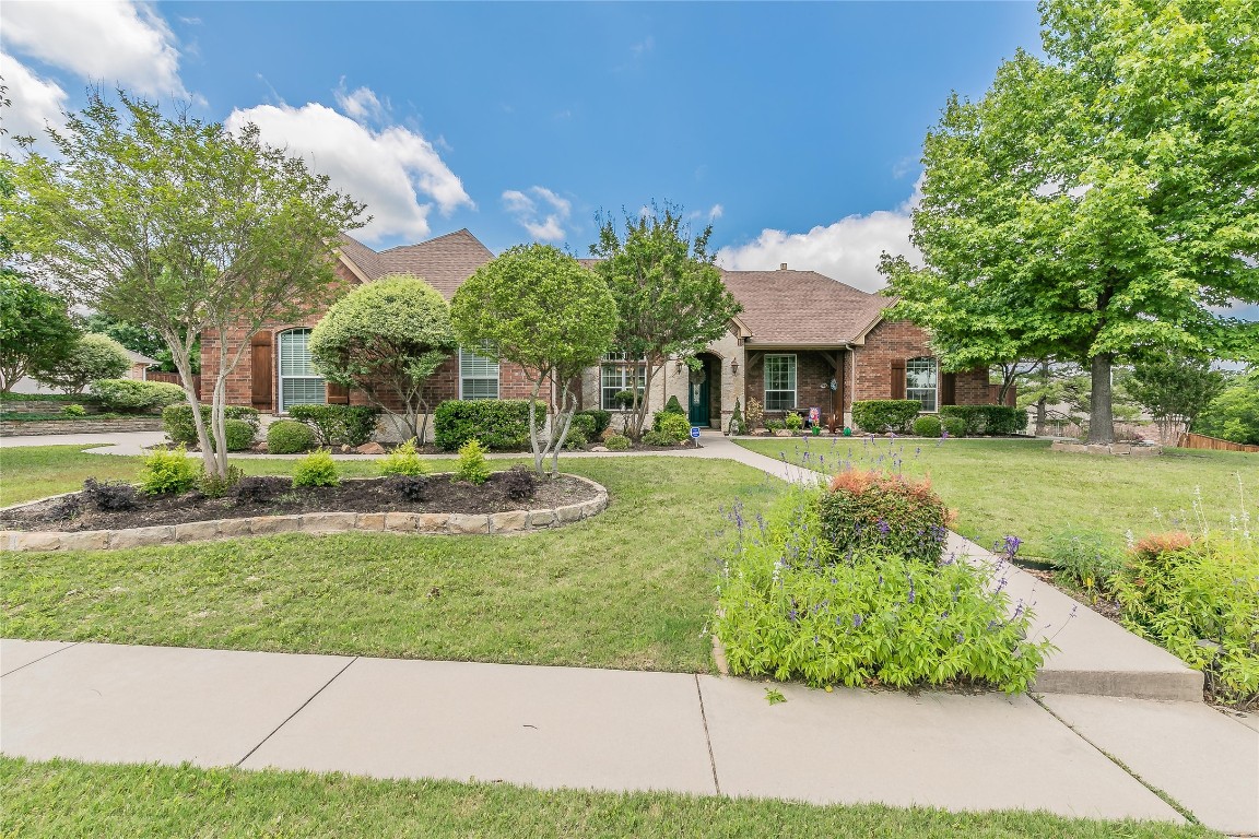 2202 Burning Tree Court Weatherford TX 76087