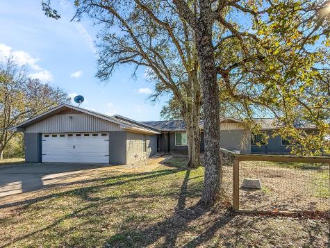 8090 County Road 4528 Palestine TX 75803