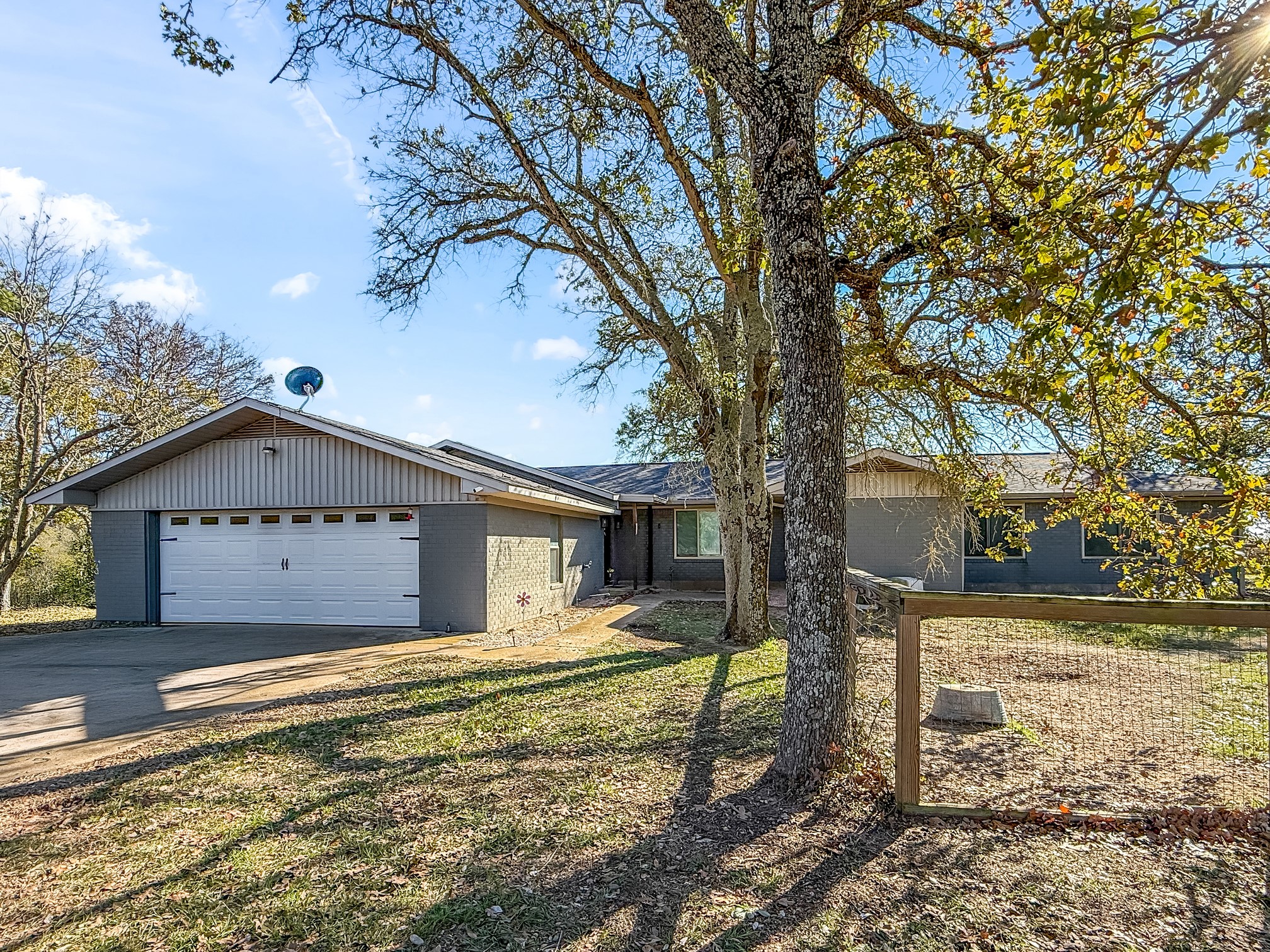 8090 County Road 4528 Palestine TX 75803