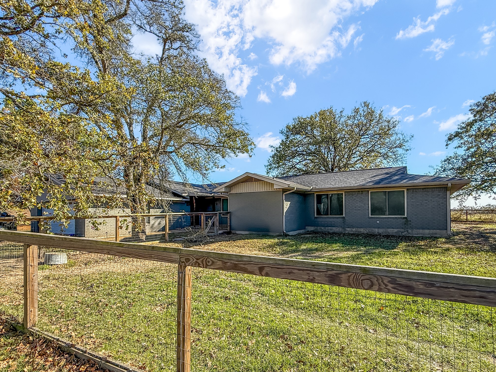 8090 County Road 4528 Palestine TX 75803