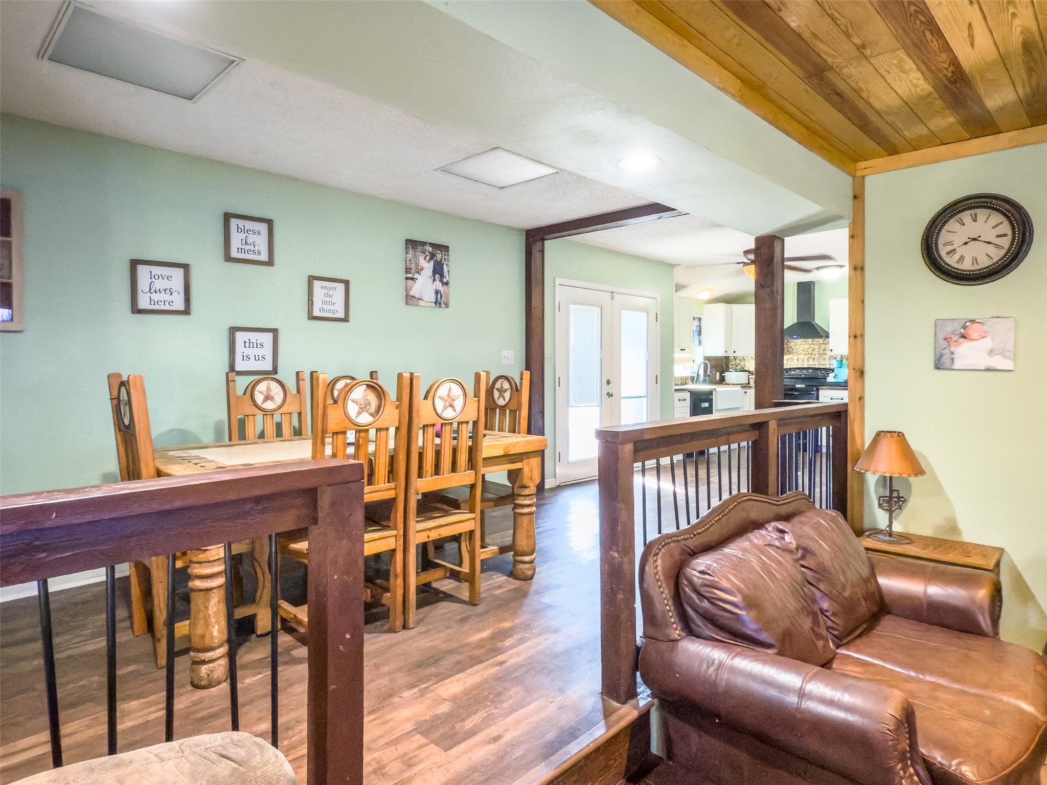 8090 County Road 4528 Palestine TX 75803