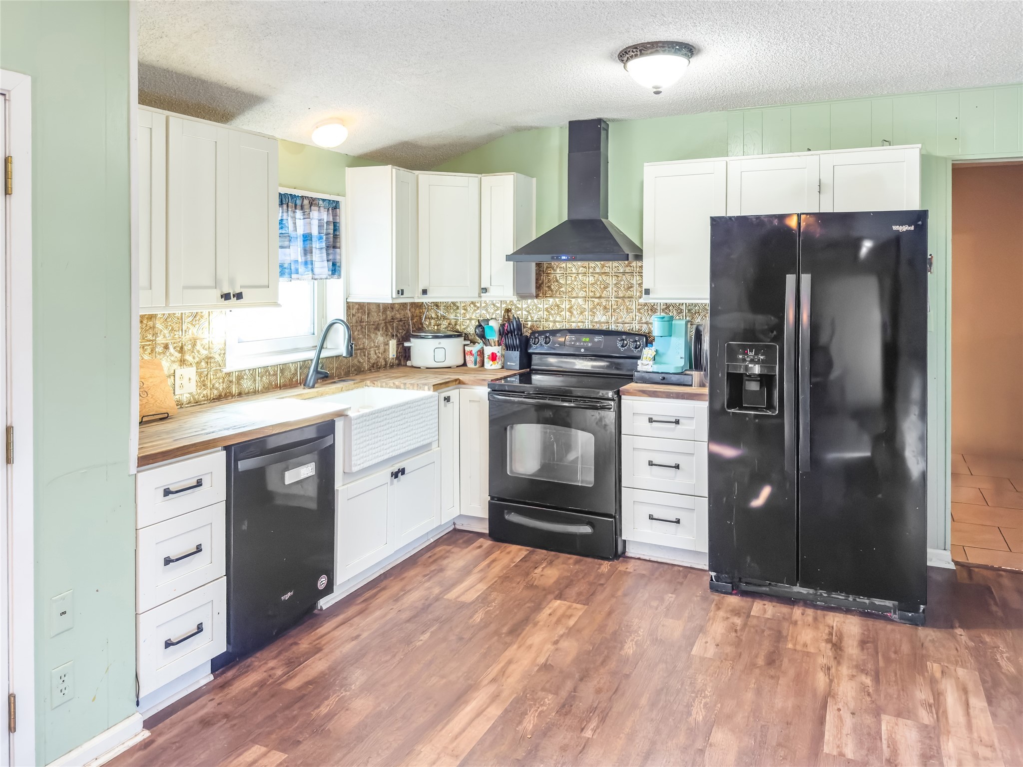 8090 County Road 4528 Palestine TX 75803