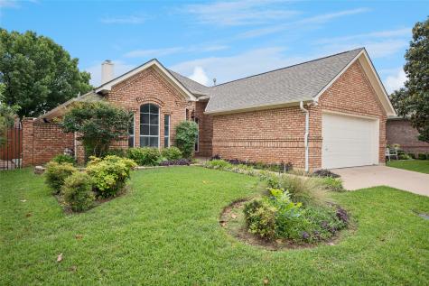 3216 Village Oak Drive Arlington TX 76017