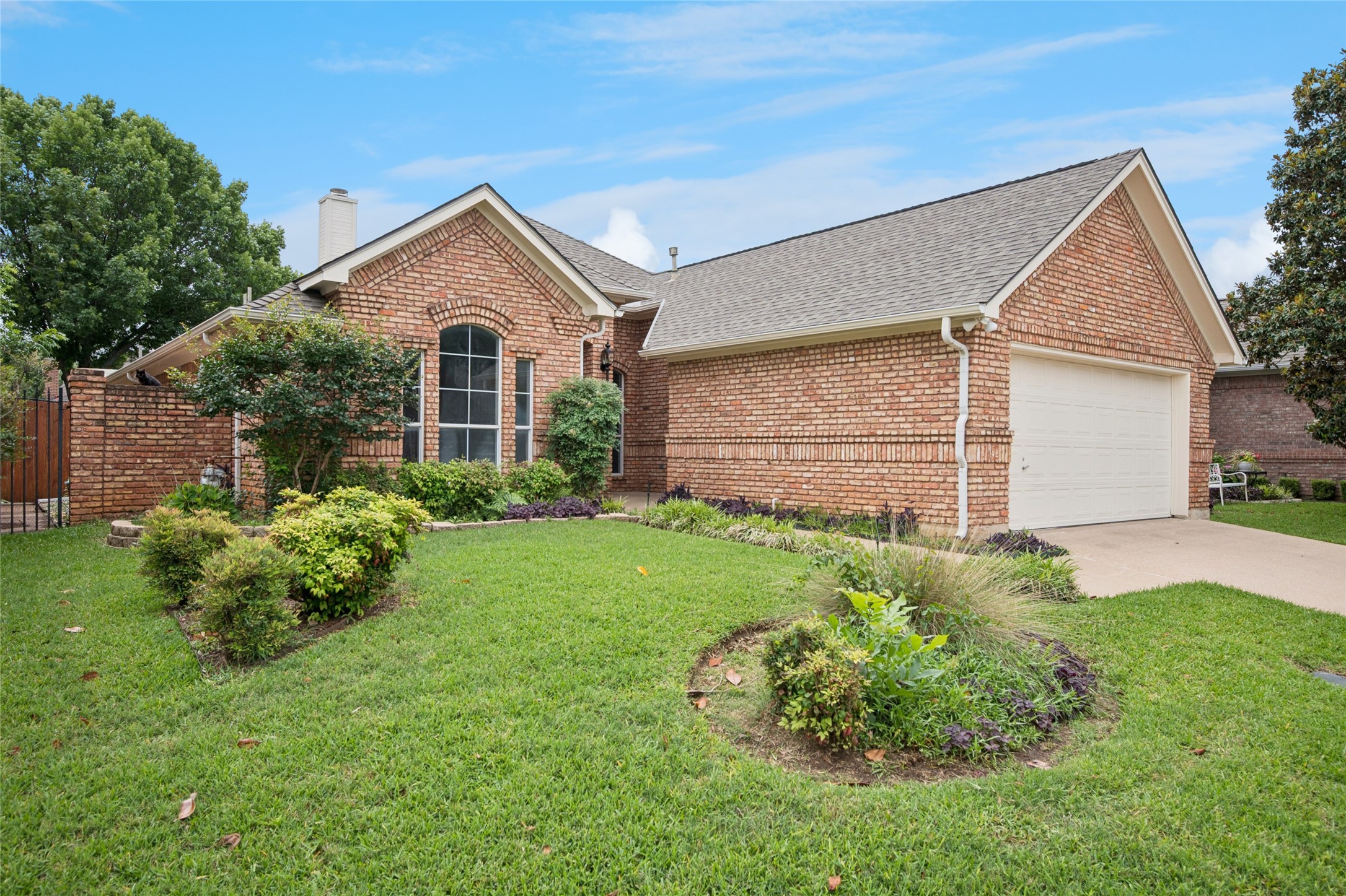 3216 Village Oak Drive Arlington TX 76017