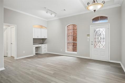 3216 Village Oak Drive Arlington TX 76017