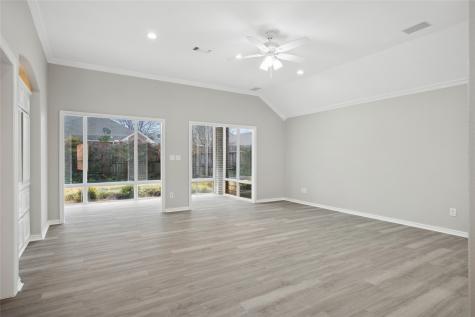 3216 Village Oak Drive Arlington TX 76017