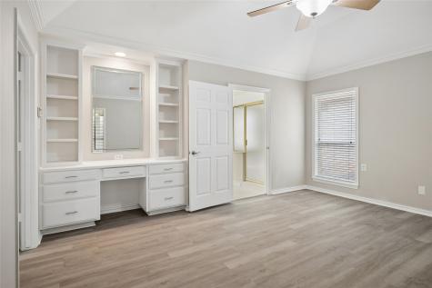 3216 Village Oak Drive Arlington TX 76017