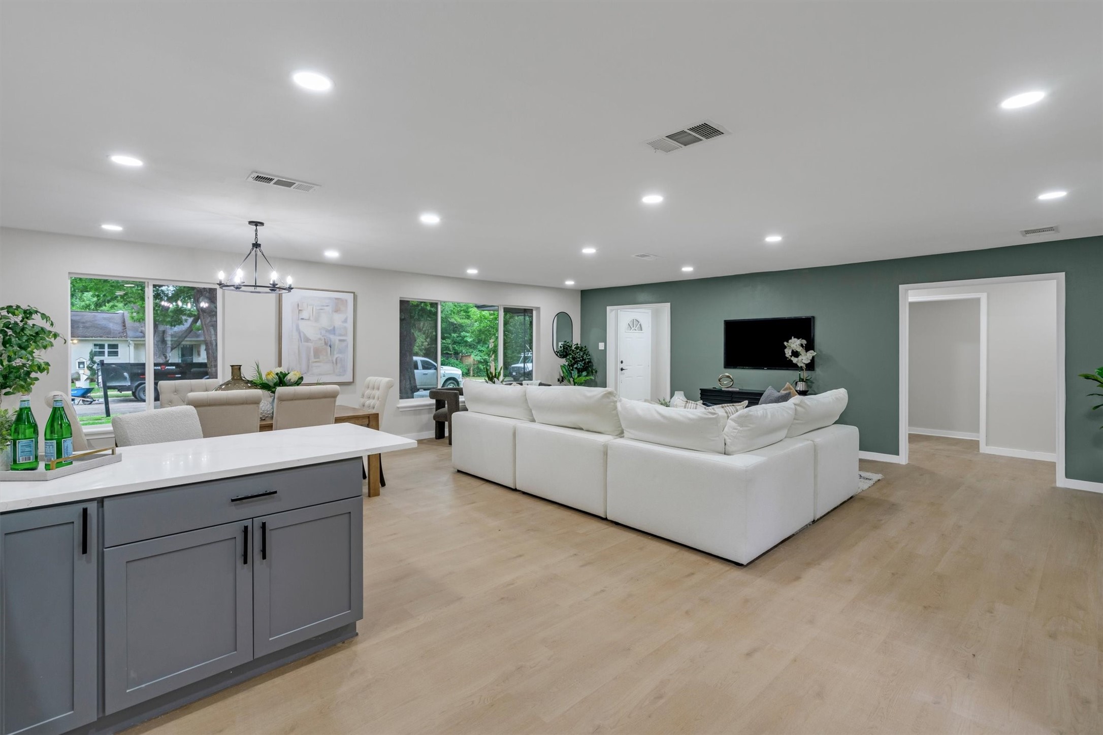 4815 Kelman Street Dallas TX 75214