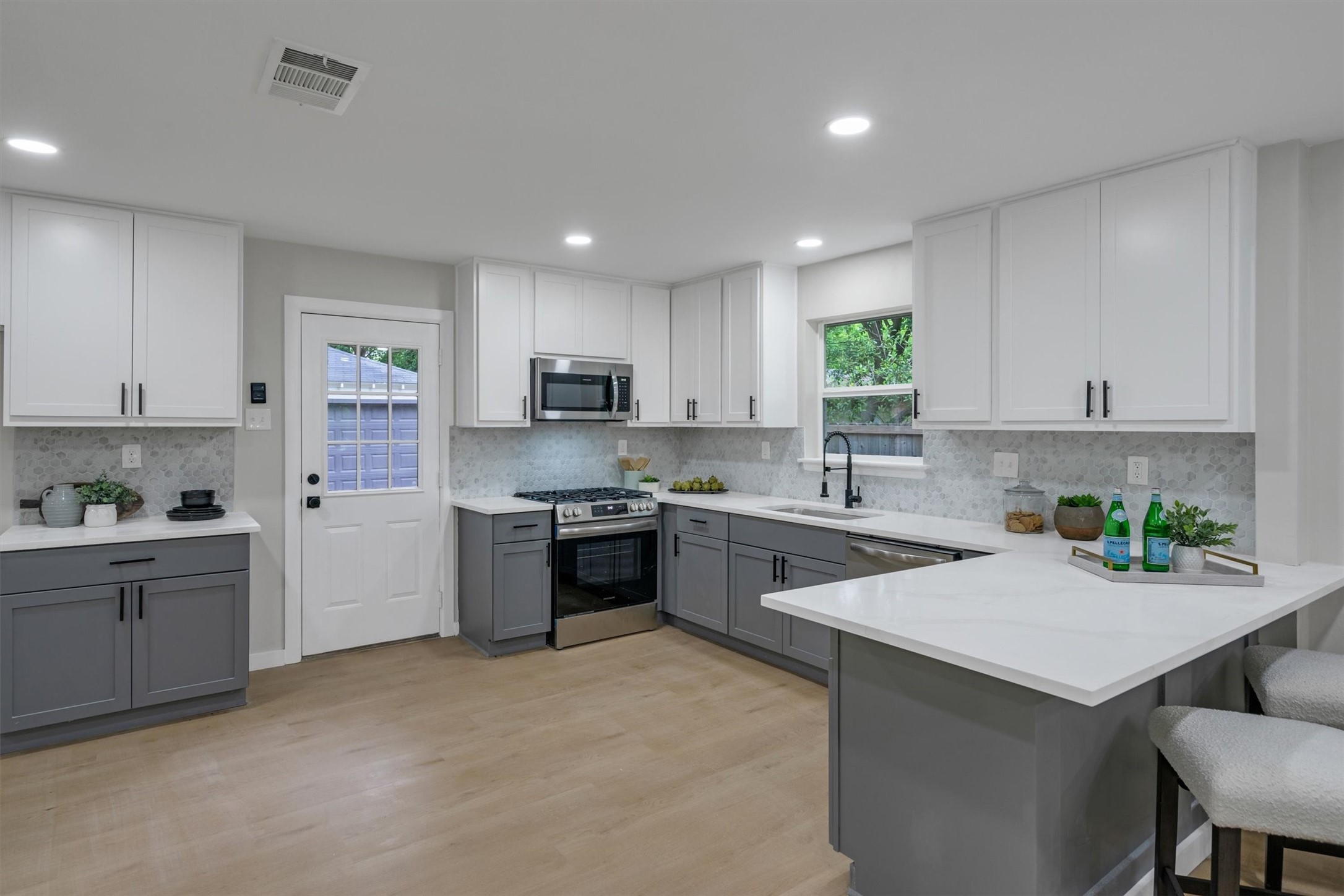4815 Kelman Street Dallas TX 75214