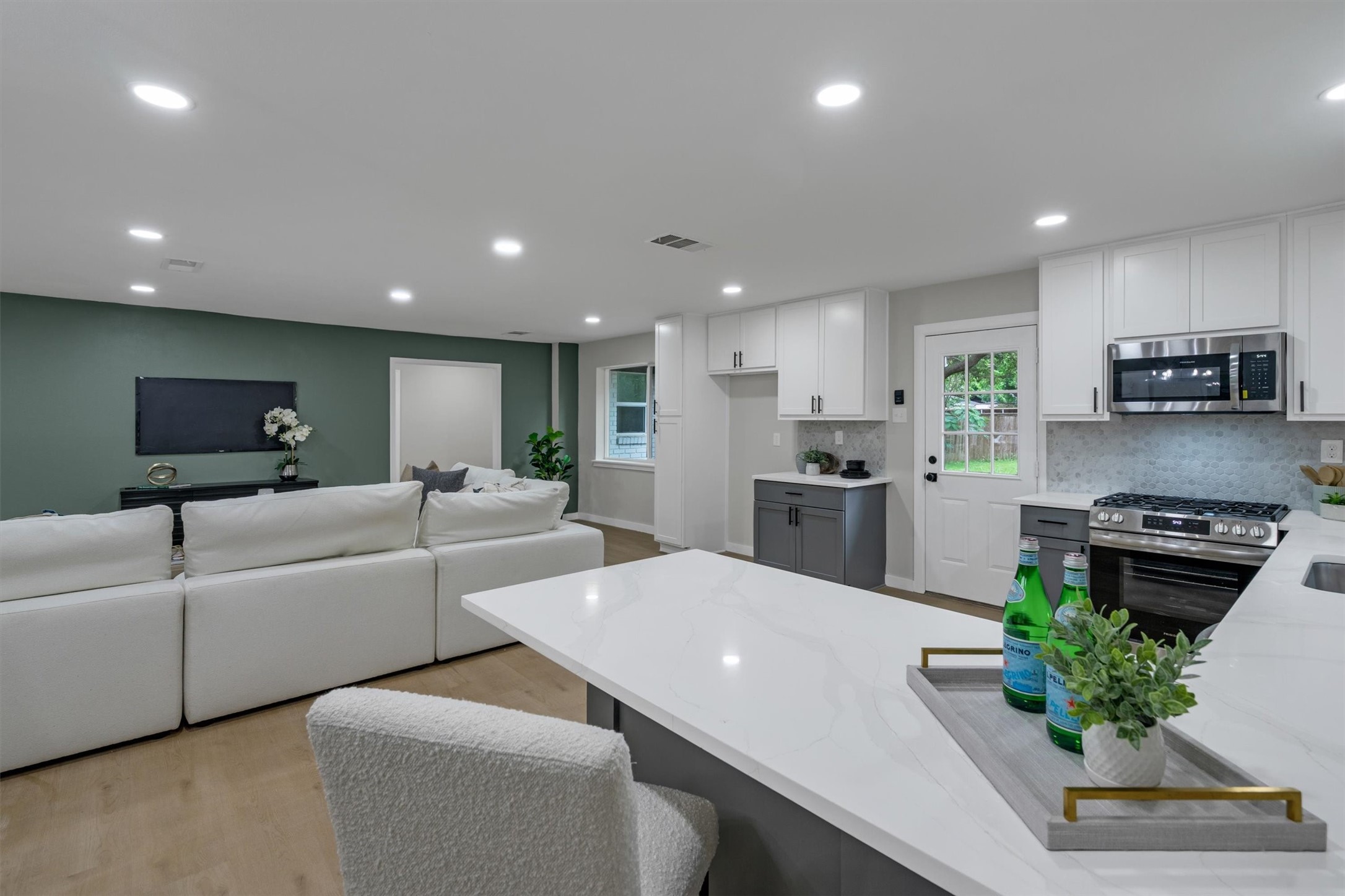 4815 Kelman Street Dallas TX 75214