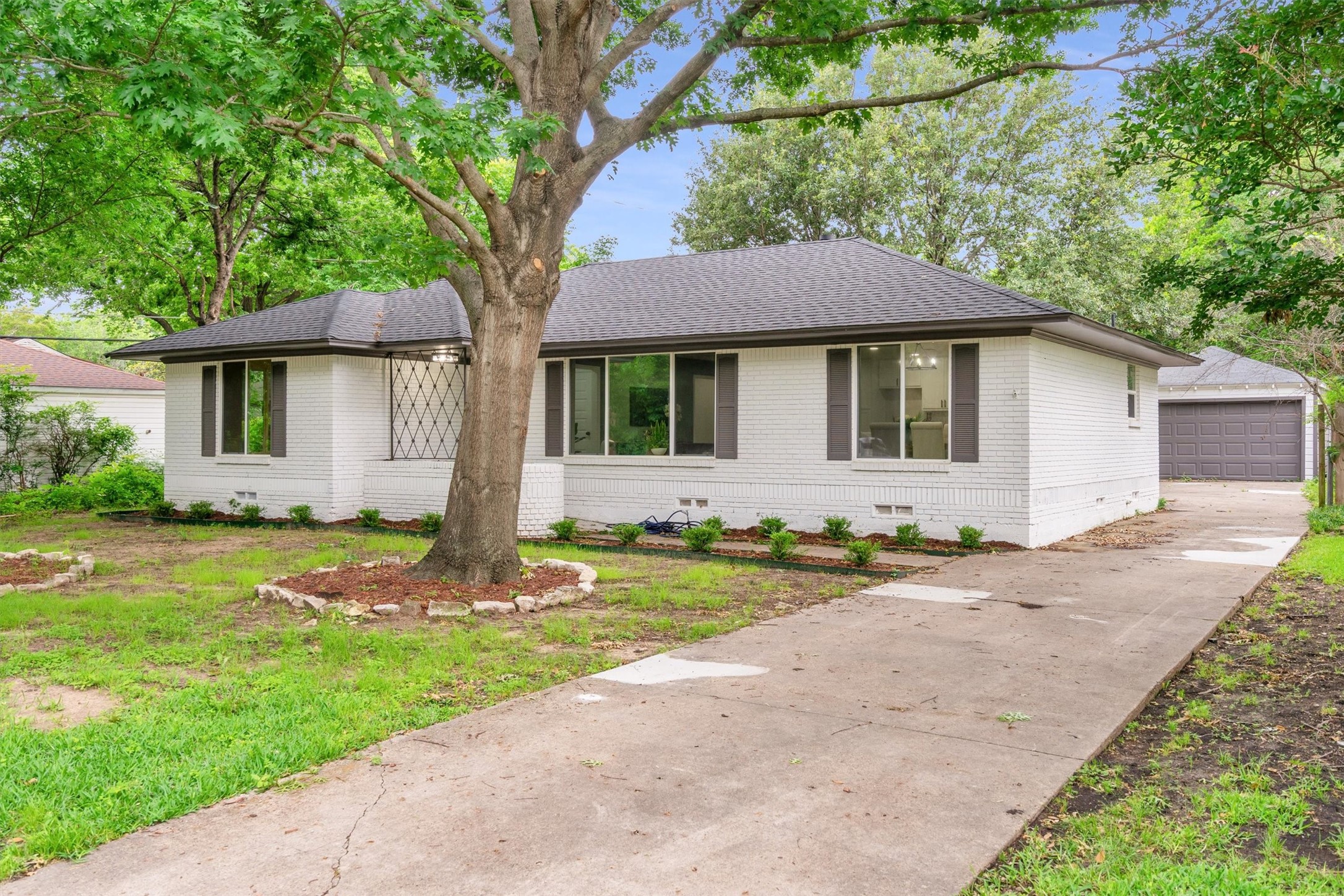 4815 Kelman Street Dallas TX 75214