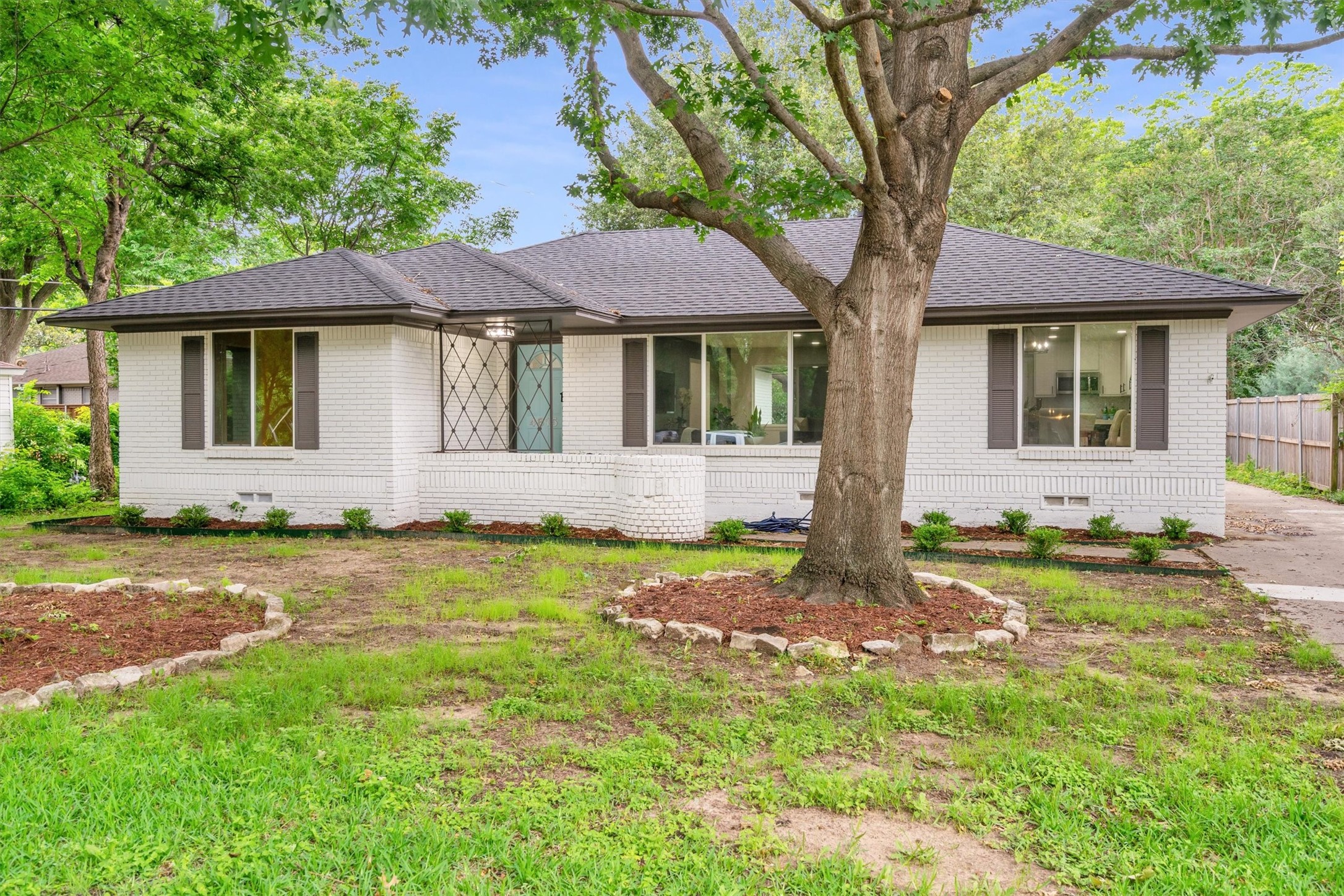 4815 Kelman Street Dallas TX 75214