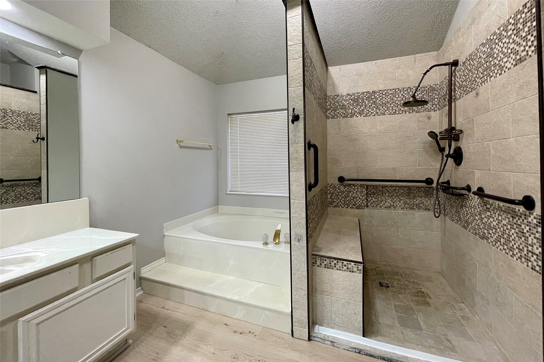1201 Case Drive Mesquite TX 75181