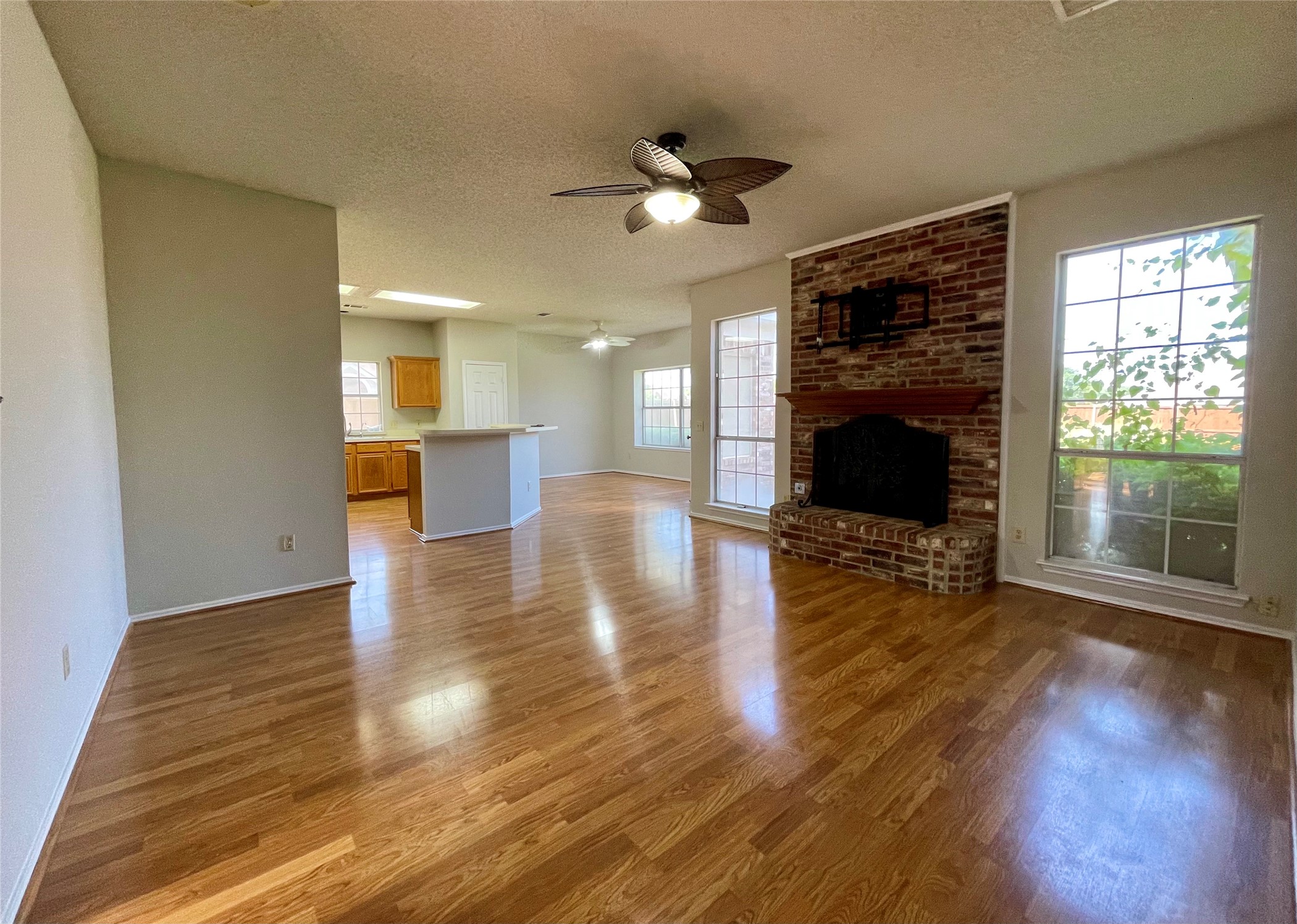 1201 Case Drive Mesquite TX 75181