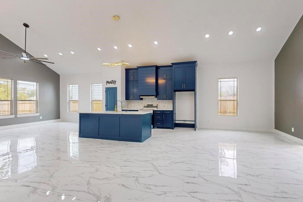 4316 Penrod Avenue Cockrell Hill TX 75211