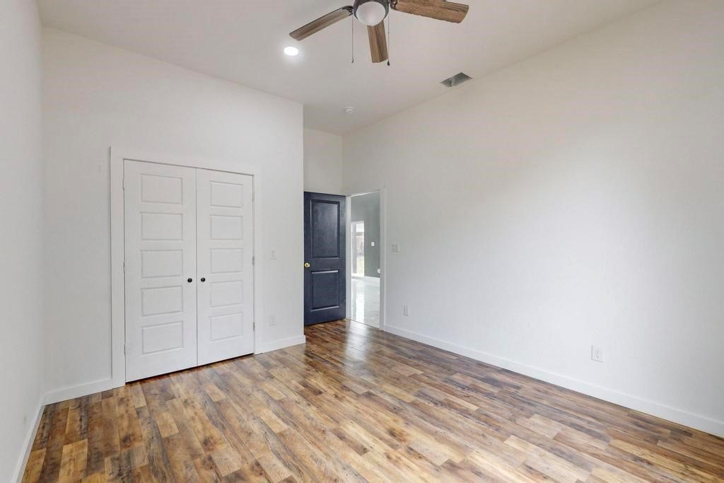 4316 Penrod Avenue Cockrell Hill TX 75211