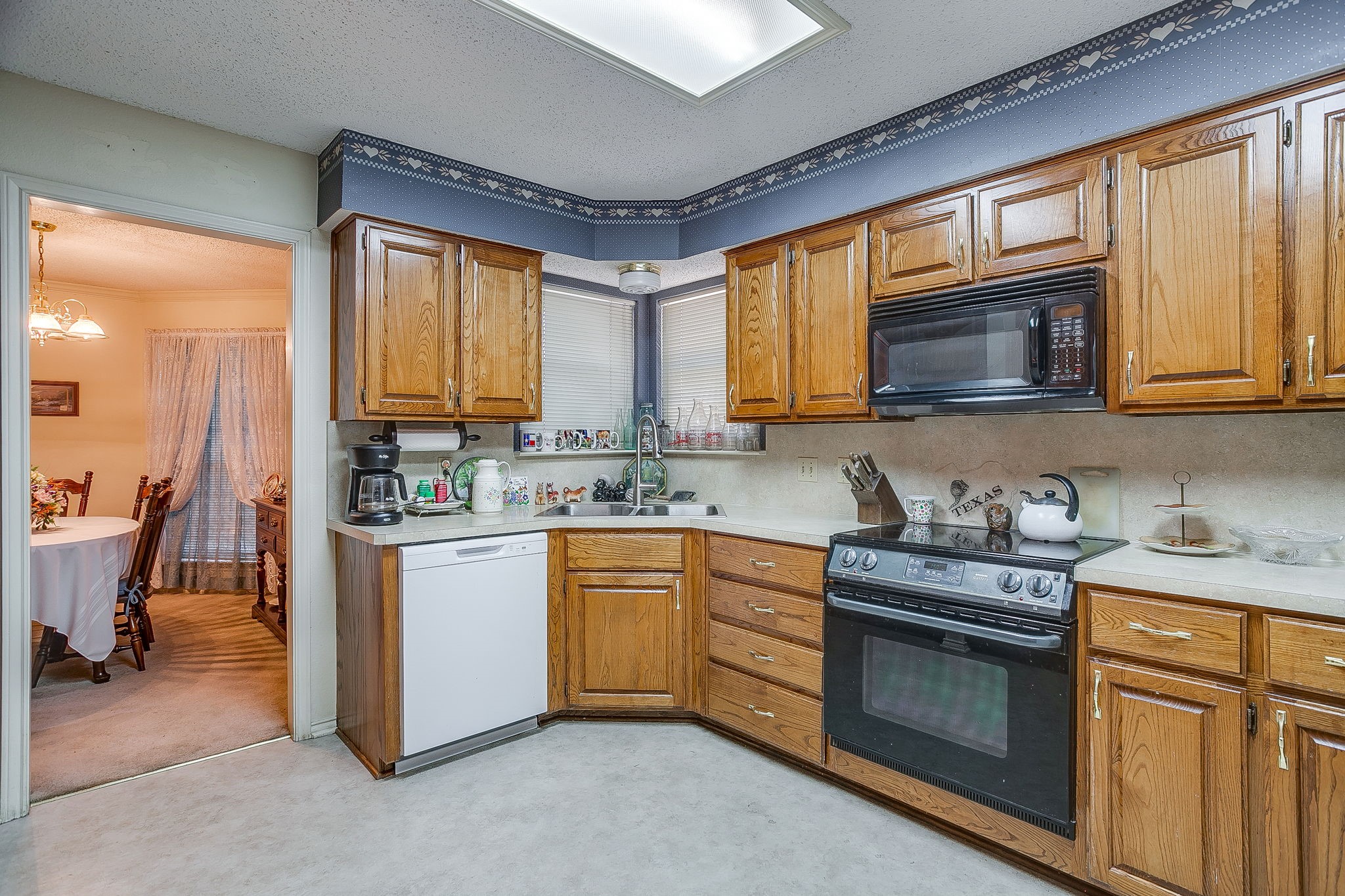 1086 Rock Ridge Drive Burleson TX 76028