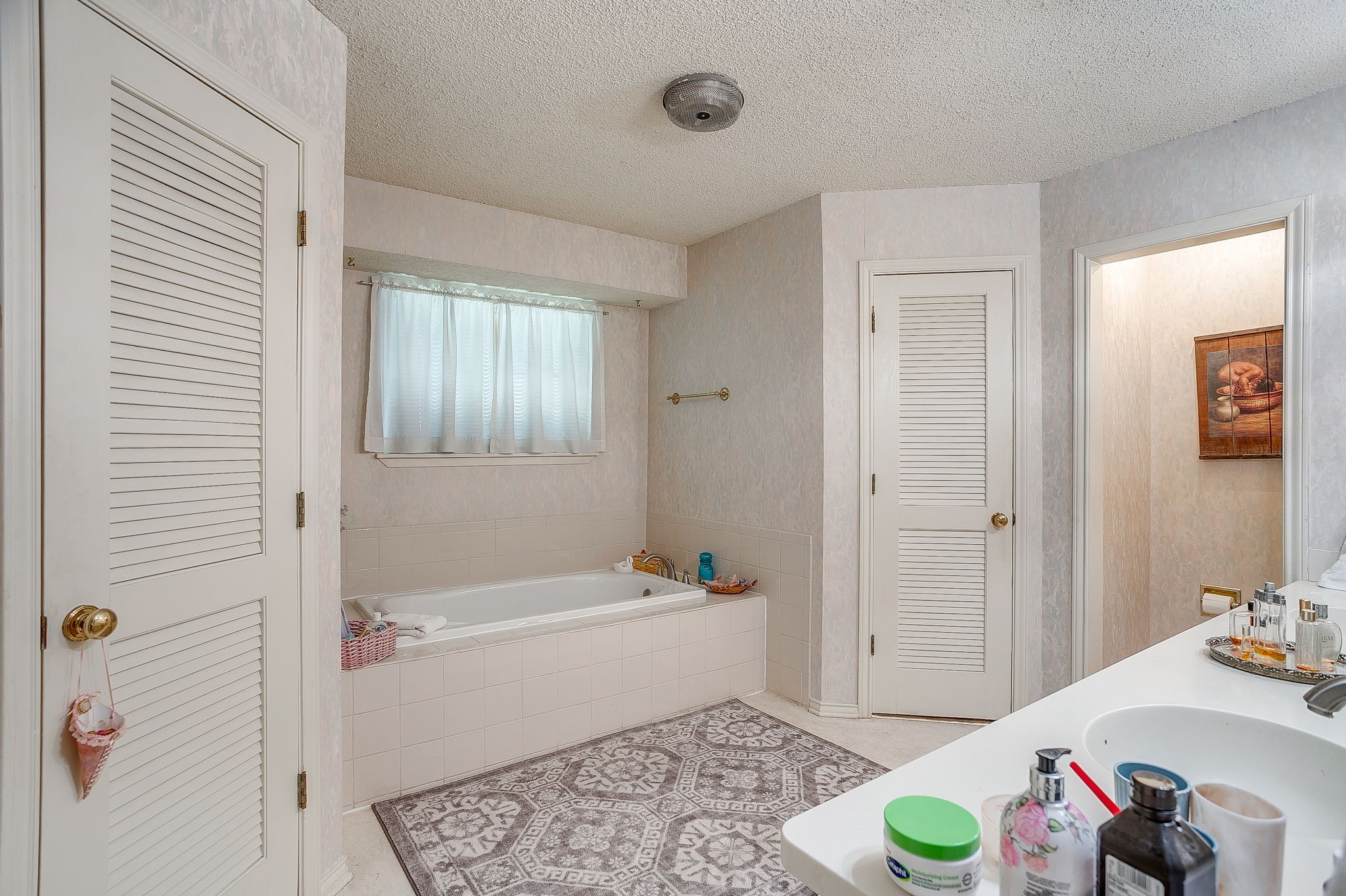 1086 Rock Ridge Drive Burleson TX 76028