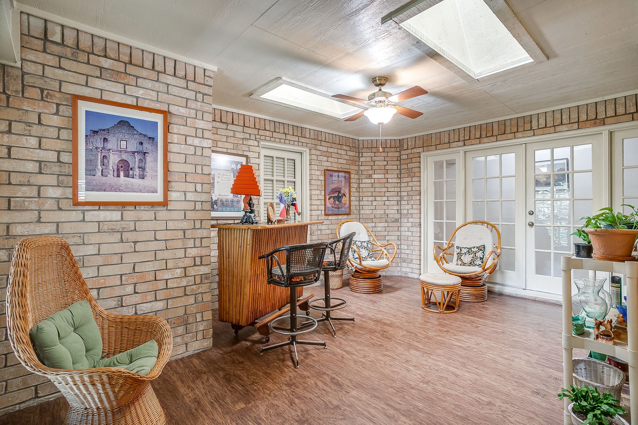 1086 Rock Ridge Drive Burleson TX 76028
