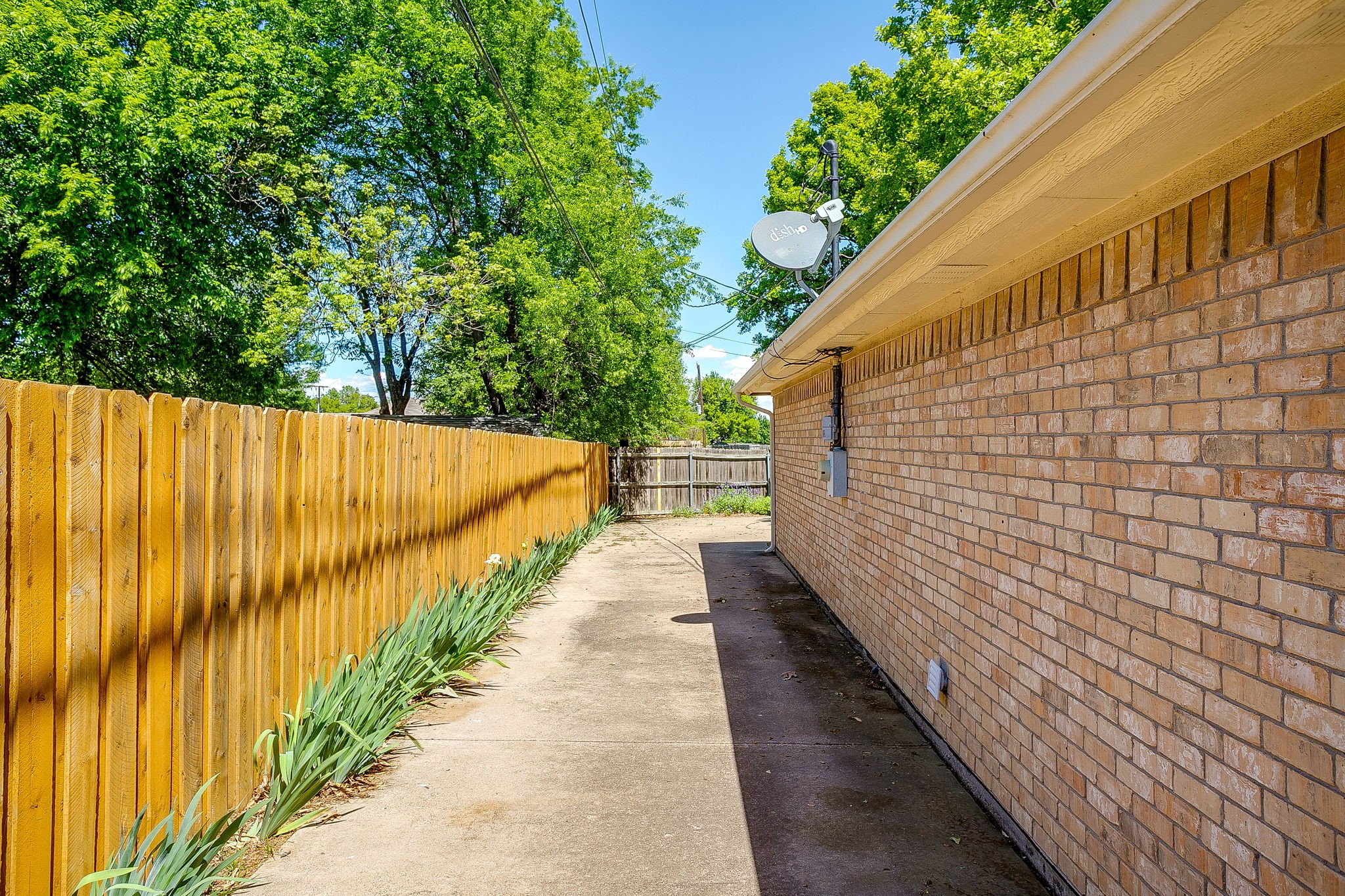 1086 Rock Ridge Drive Burleson TX 76028