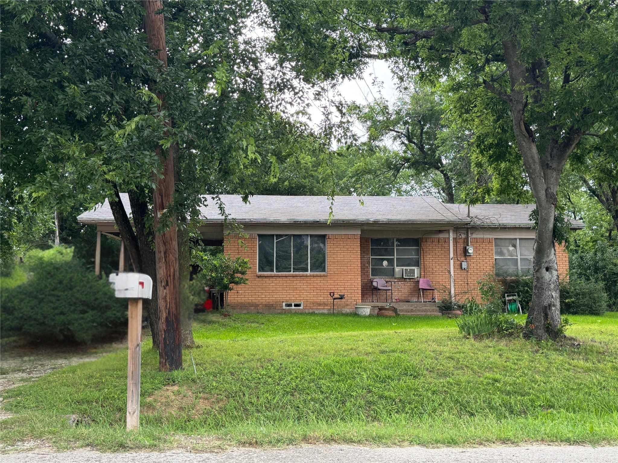 204 W End Street Terrell TX 75160
