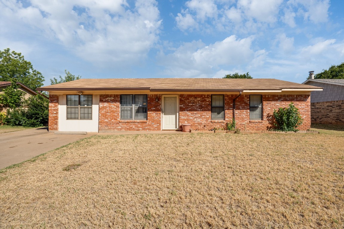 2704 Tampico Drive Wichita Falls TX 76306