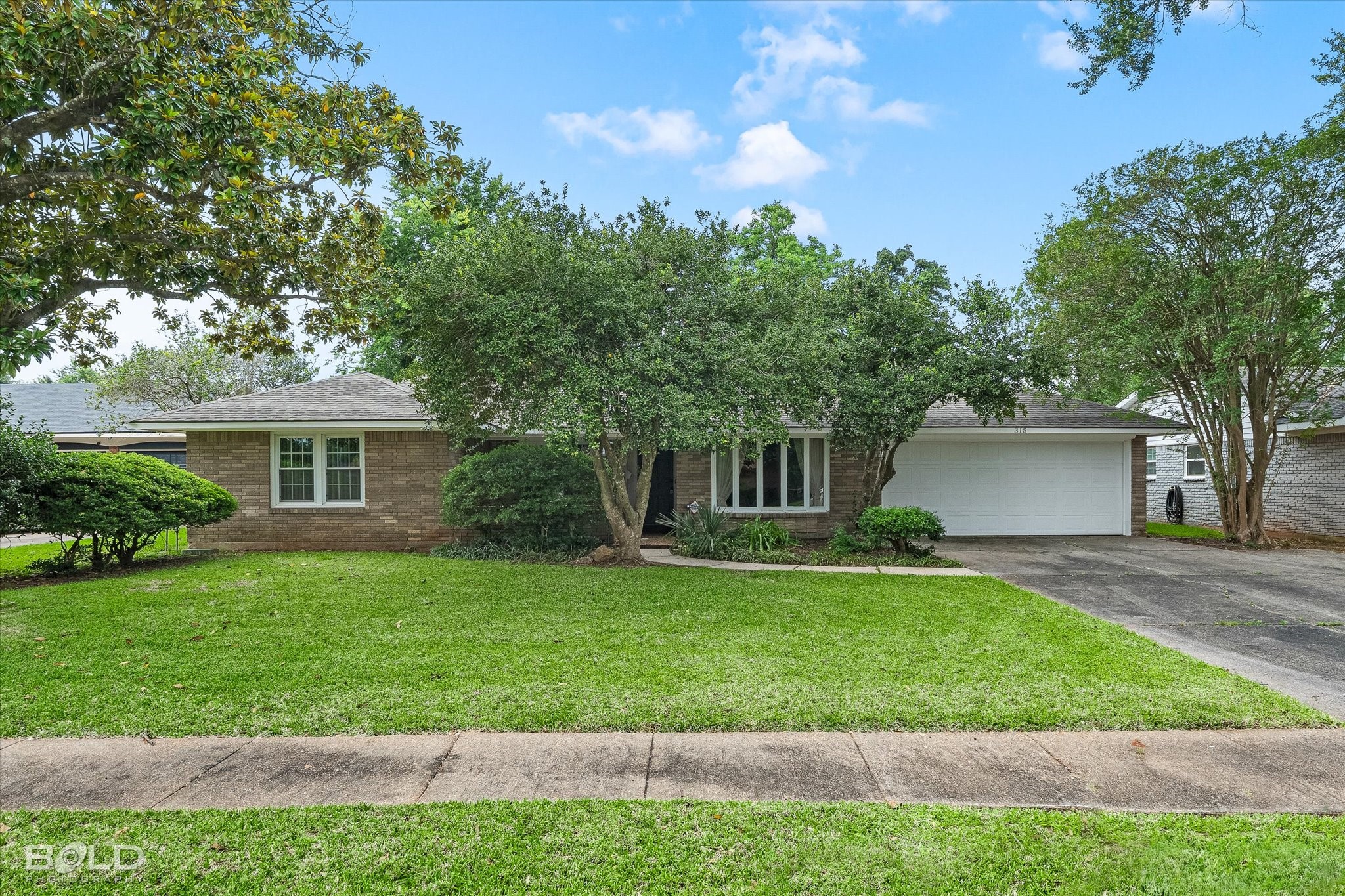 315 N Wickford Circle Shreveport LA 71115