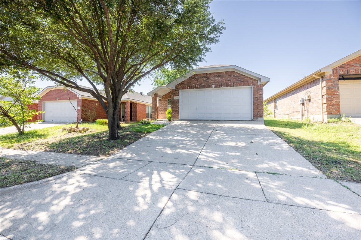1014 Savage Drive Denton TX 76207