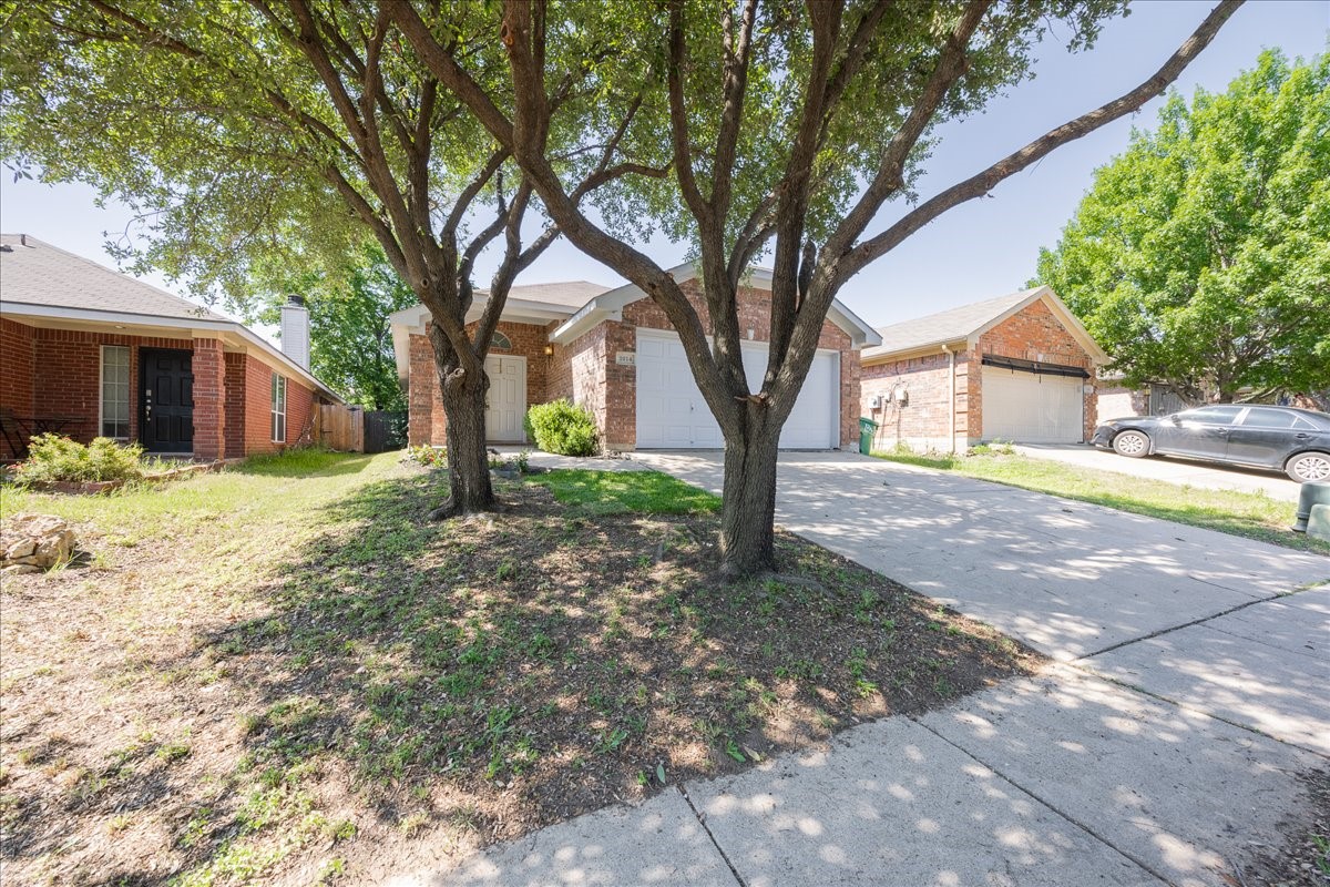 1014 Savage Drive Denton TX 76207
