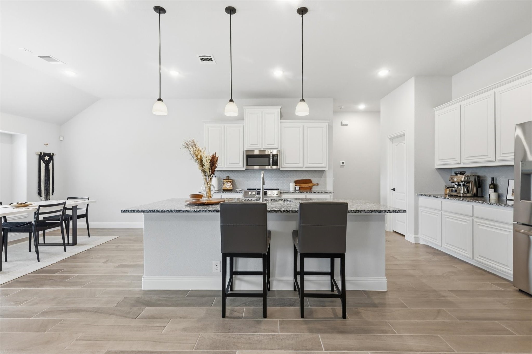 4054 Grove Valley Road Midlothian TX 76065