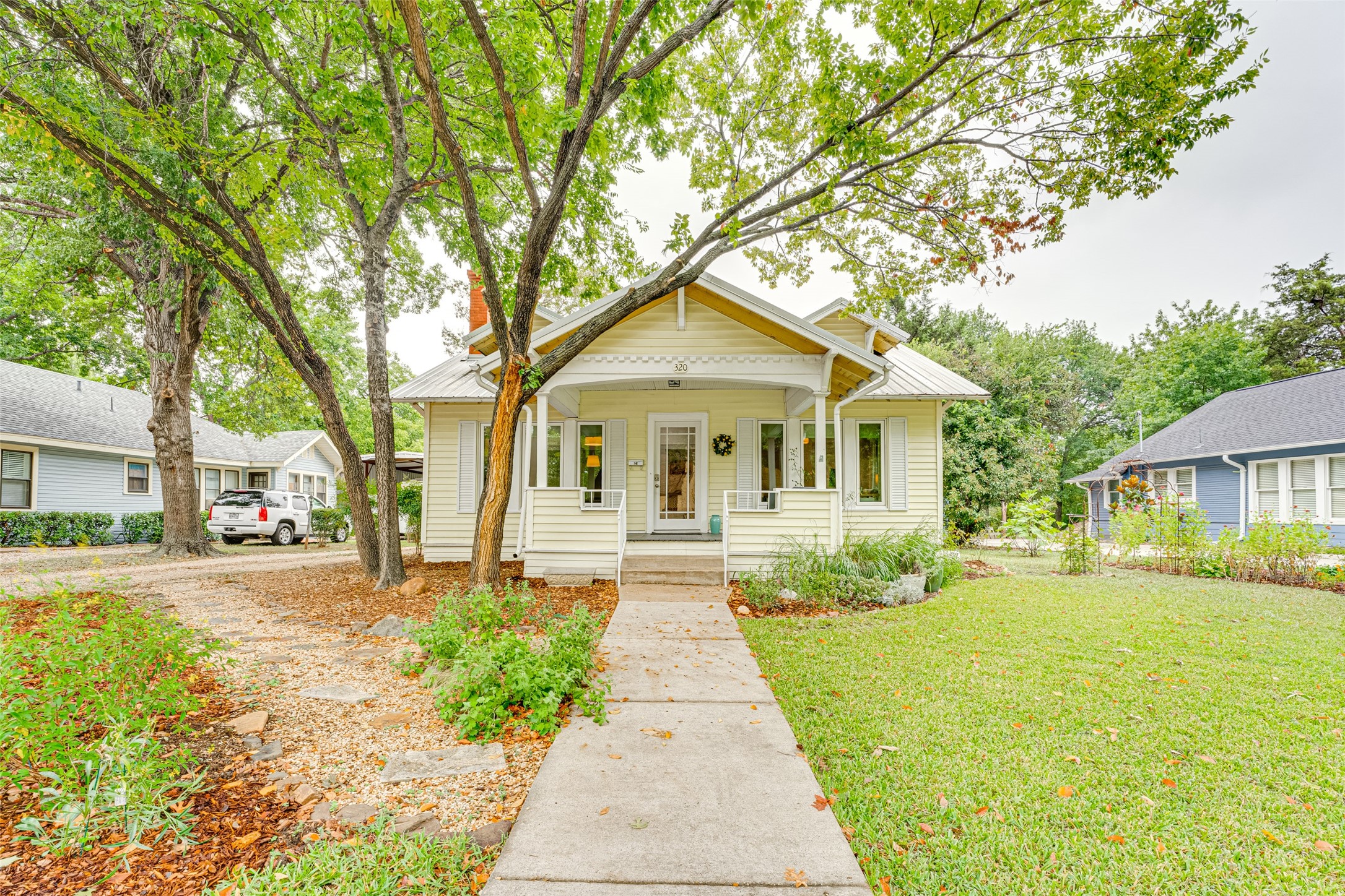 320 Virginia Avenue Waxahachie TX 75165