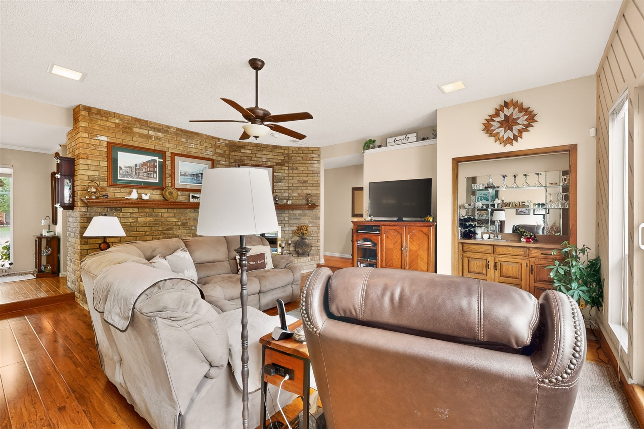 1808 Cherbourg Drive Plano TX 75075