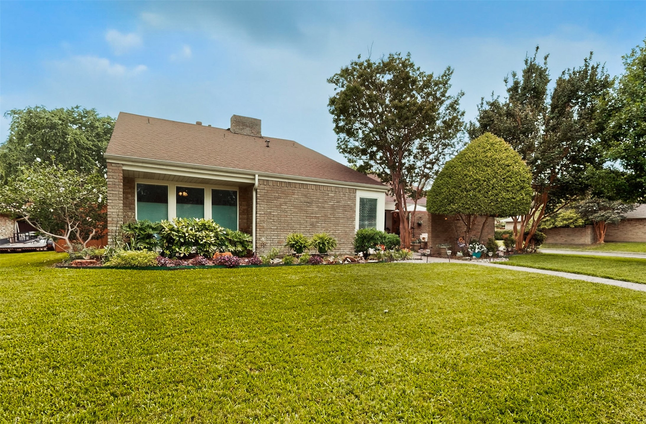 1808 Cherbourg Drive Plano TX 75075