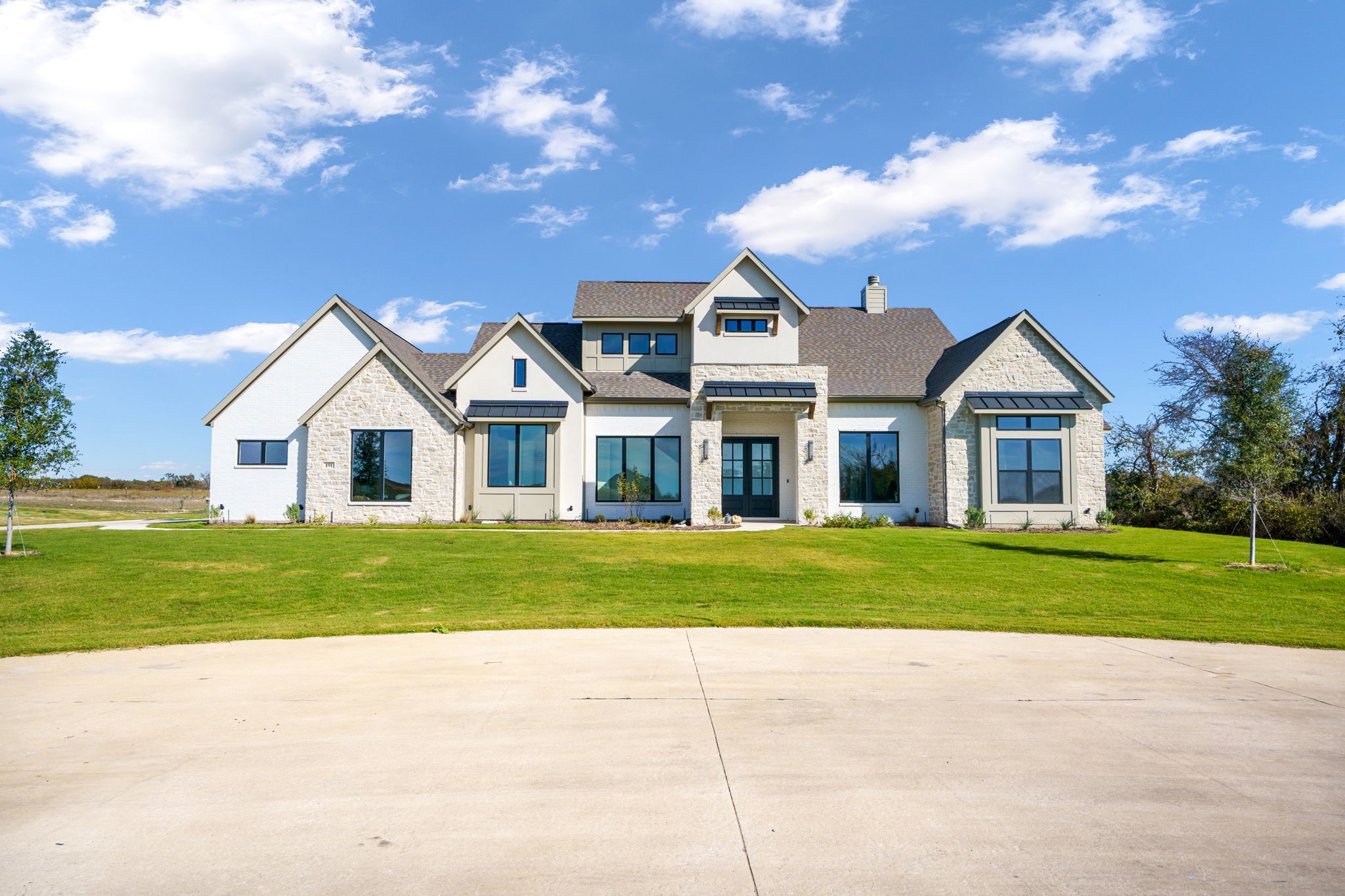 6250 Mcchesney Drive Midlothian TX 76065