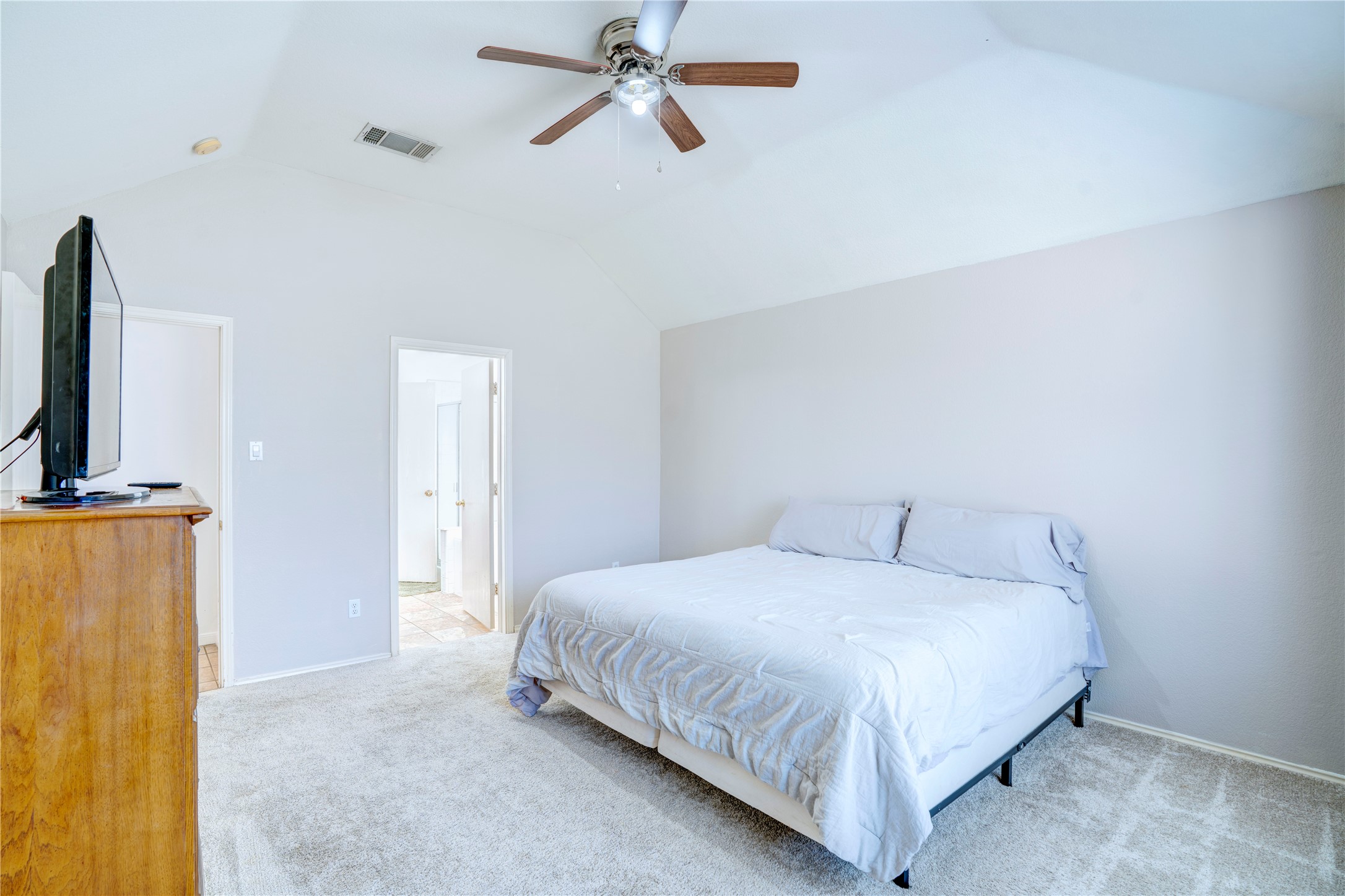 1107 Deer Valley Lane Arlington TX 76001