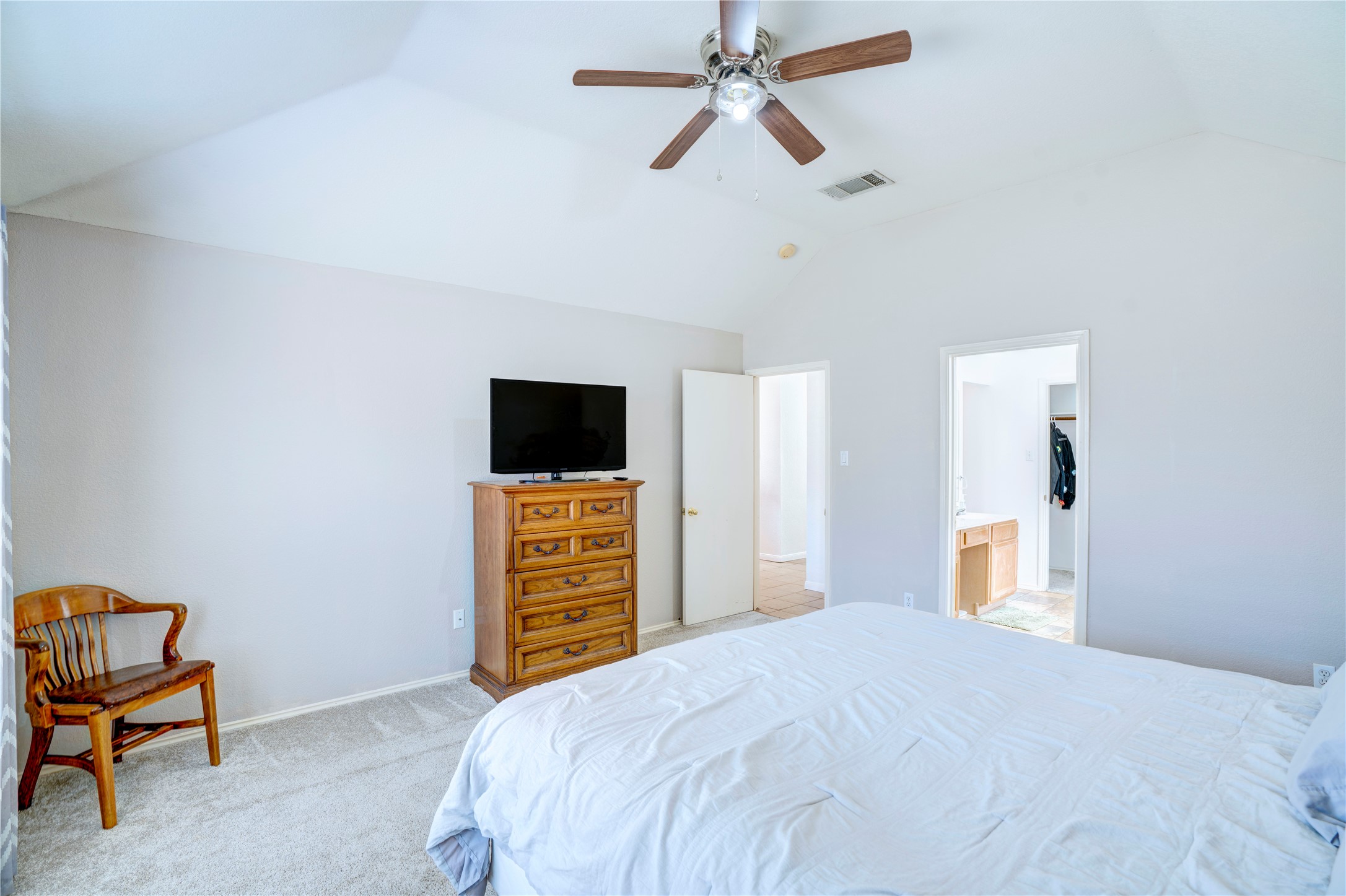 1107 Deer Valley Lane Arlington TX 76001