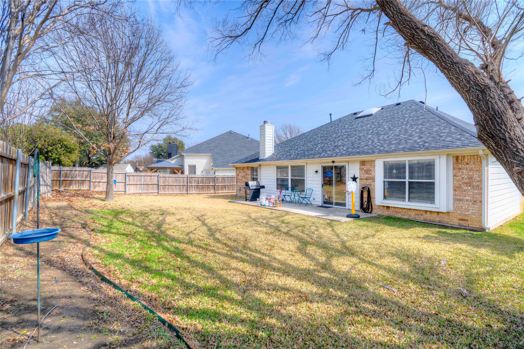 1107 Deer Valley Lane Arlington TX 76001