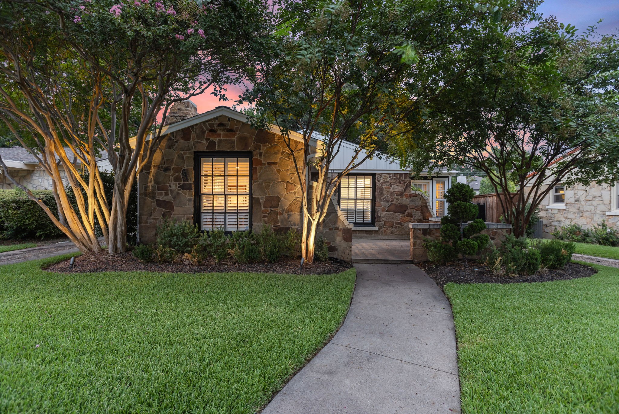 6117 Martel Avenue Dallas TX 75214
