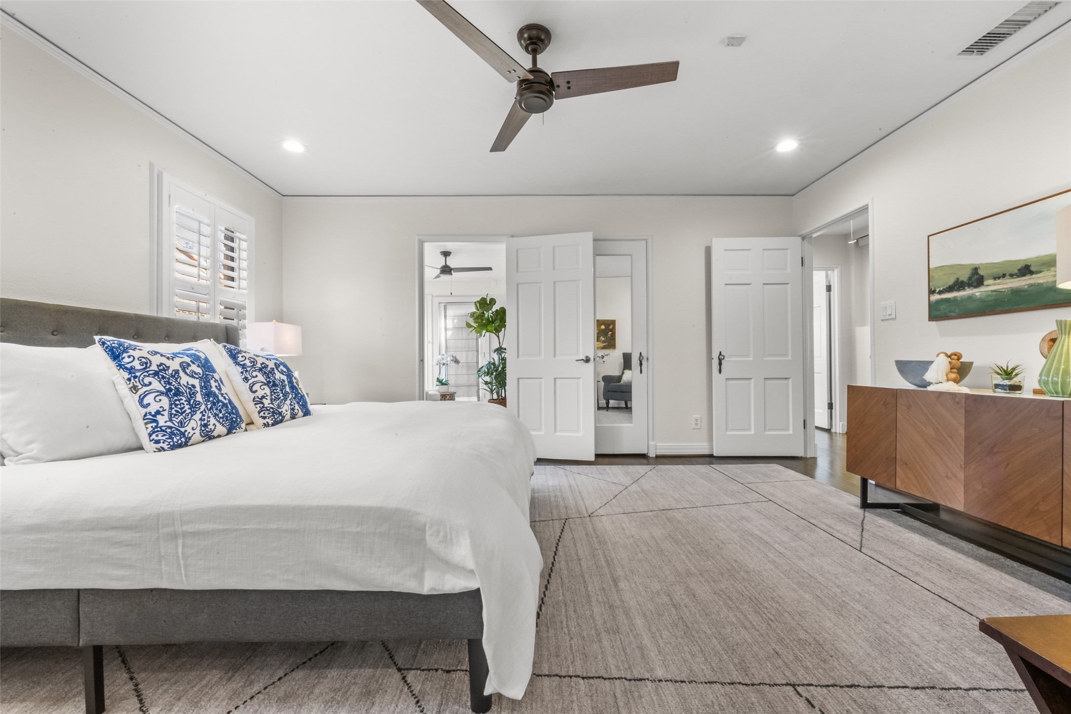 6117 Martel Avenue Dallas TX 75214
