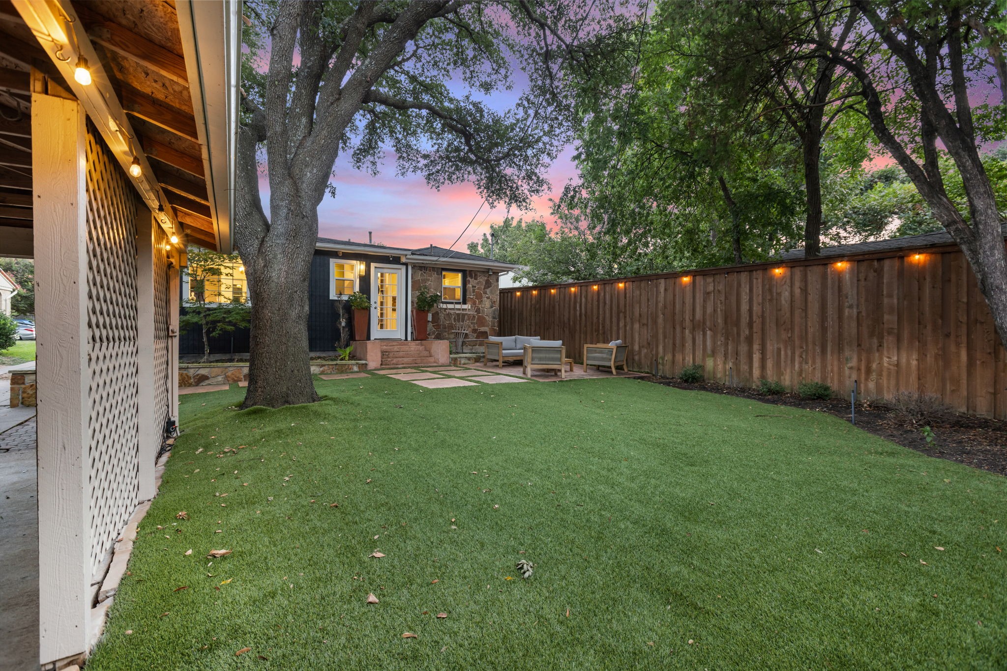 6117 Martel Avenue Dallas TX 75214