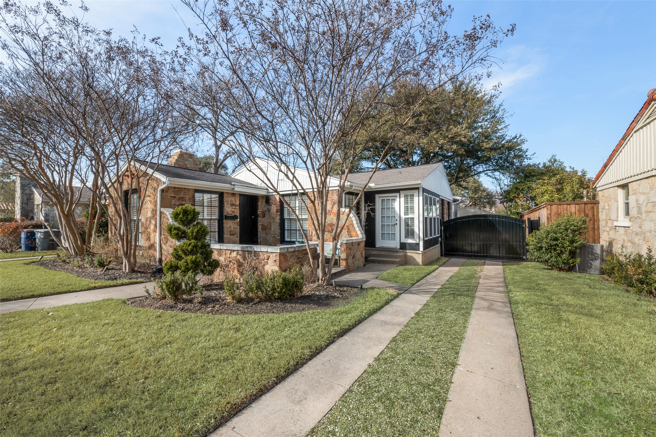 6117 Martel Avenue Dallas TX 75214