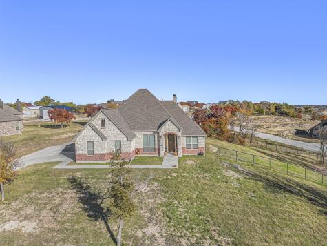 1009 Delton Drive Springtown TX 76082