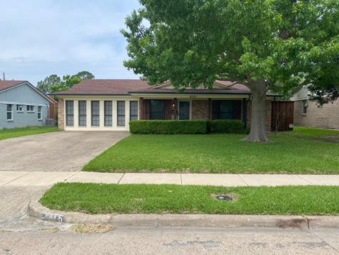 2515 Larchmont Drive Mesquite TX 75150