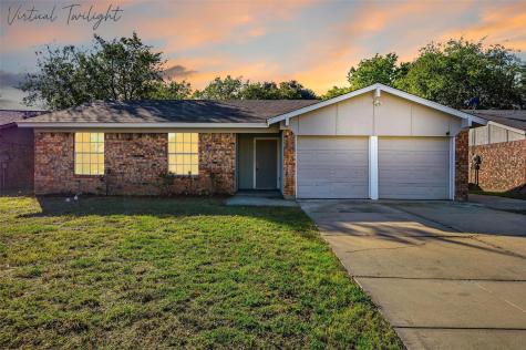 5608 Twin Oaks Drive Haltom City TX 76148