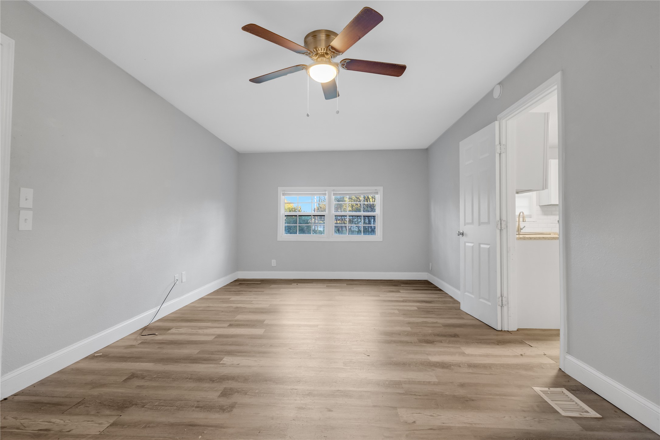422 Stone Street Mineola TX 75773