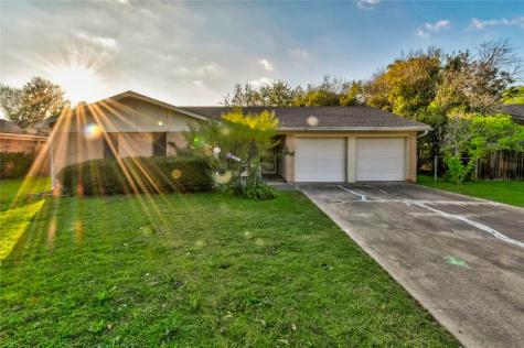 1126 Briar Creek Drive Benbrook TX 76126