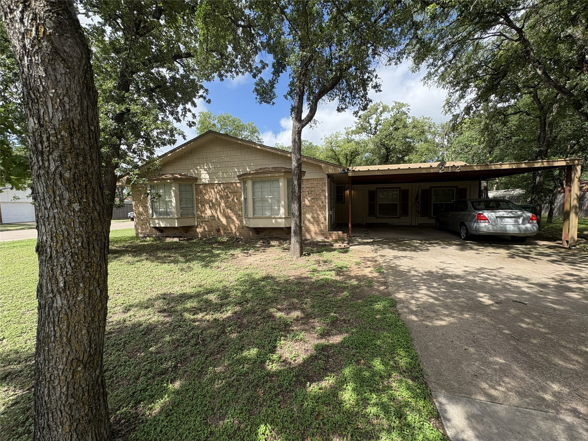 212 S Norma Drive Lacy Lakeview TX 76705