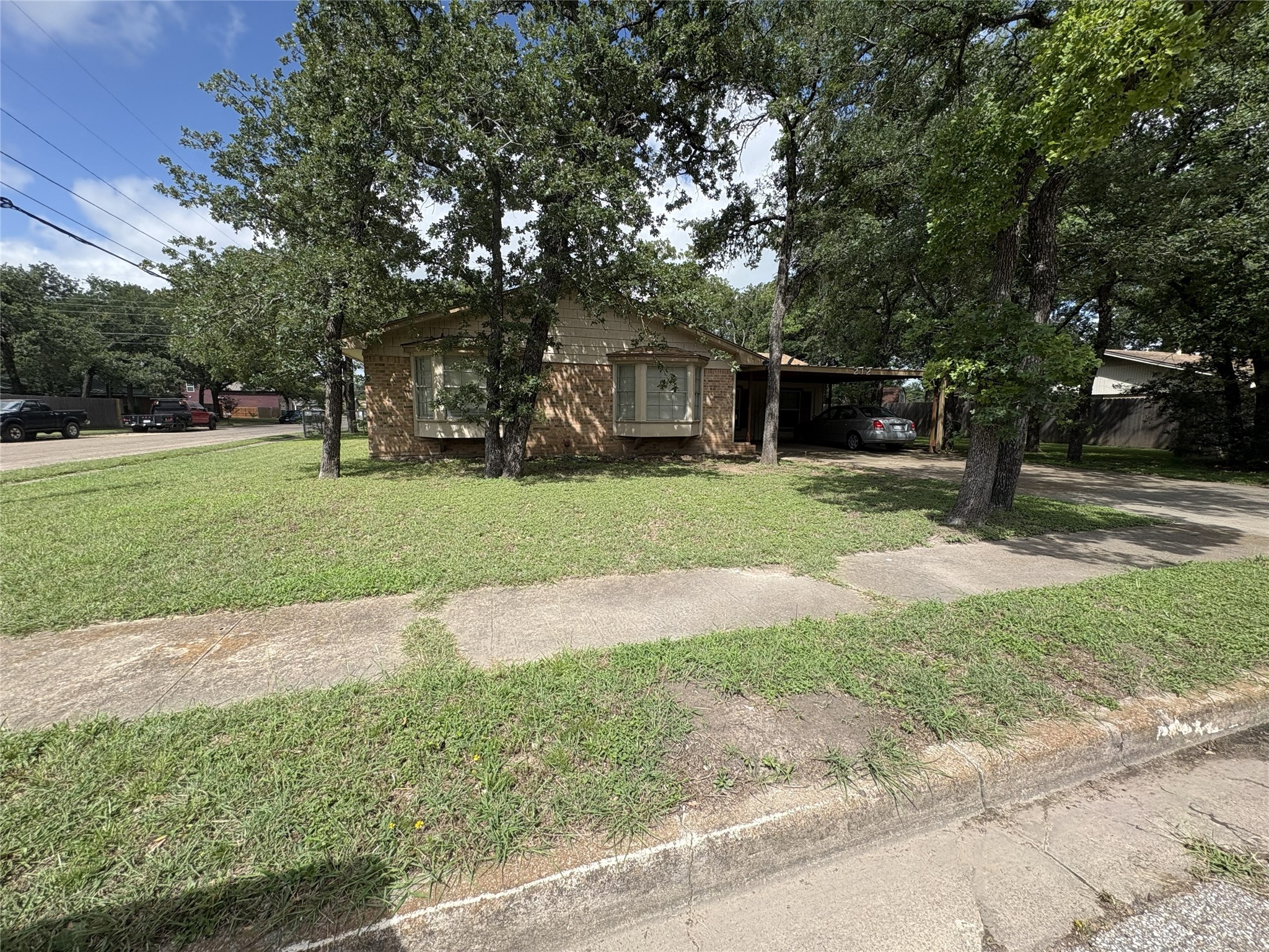 212 S Norma Drive Lacy Lakeview TX 76705