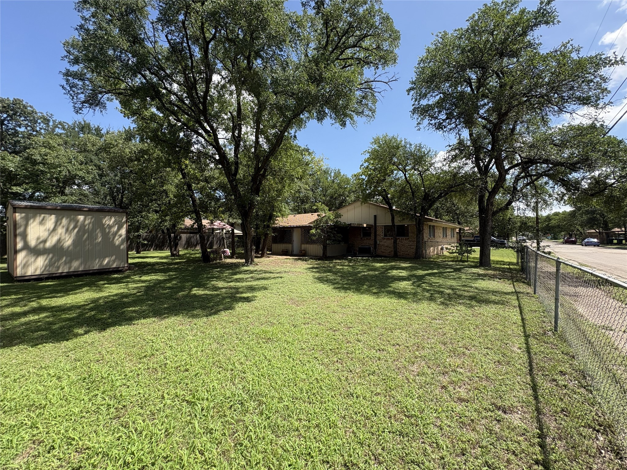 212 S Norma Drive Lacy Lakeview TX 76705