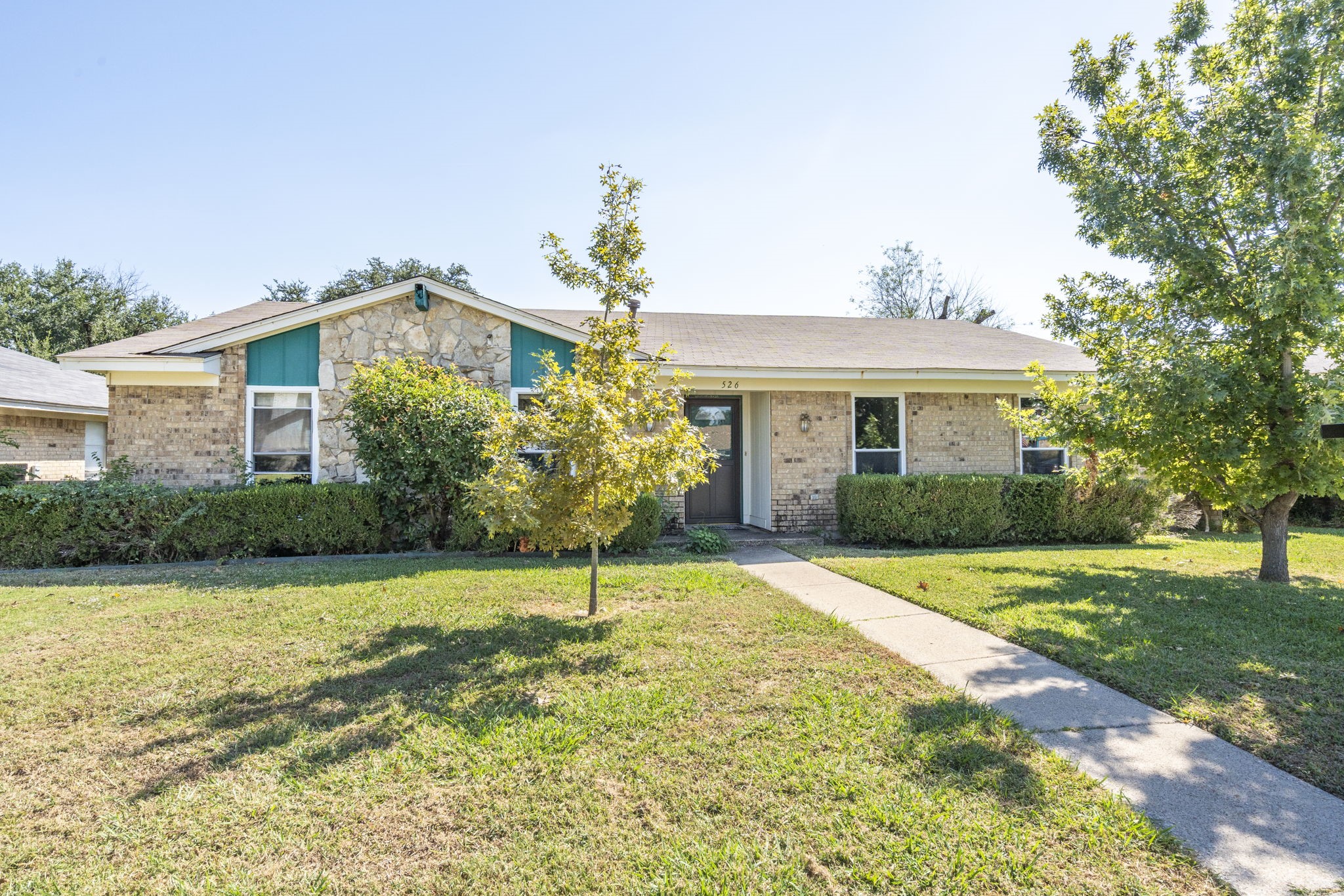 526 Grinnell Drive Garland TX 75043